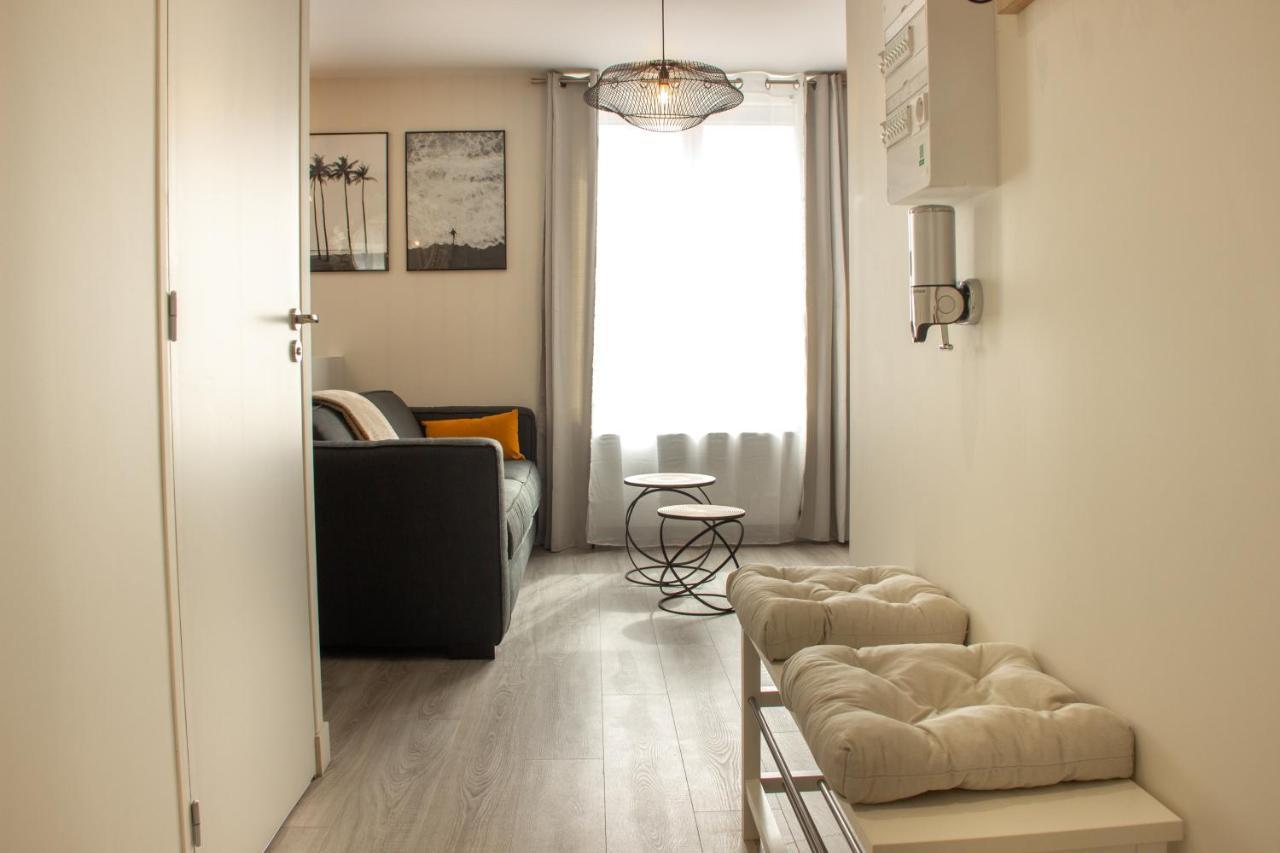 Appartement La Madeleine โลริอ็อง ภายนอก รูปภาพ