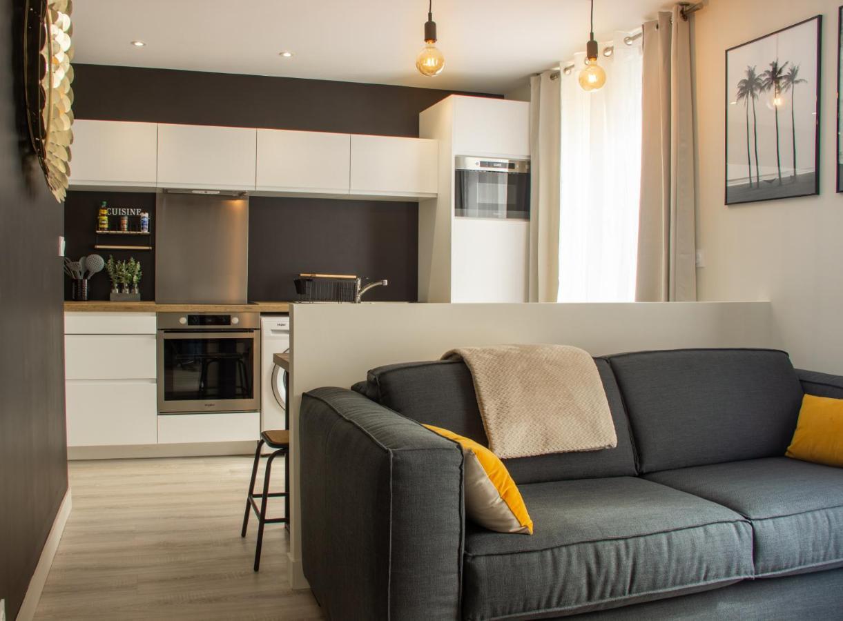 Appartement La Madeleine โลริอ็อง ภายนอก รูปภาพ