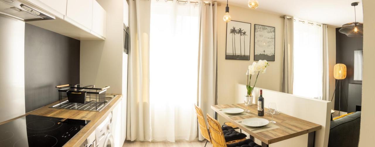 Appartement La Madeleine โลริอ็อง ภายนอก รูปภาพ