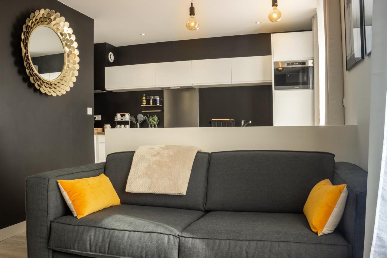 Appartement La Madeleine โลริอ็อง ภายนอก รูปภาพ