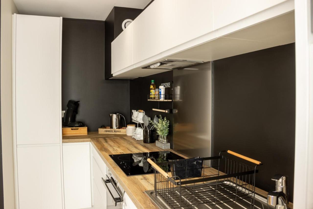 Appartement La Madeleine โลริอ็อง ภายนอก รูปภาพ